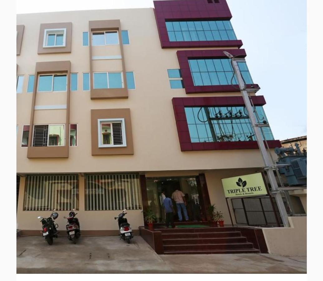 Triple Tree Hotel & Resorts Bhubaneswar Exterior photo